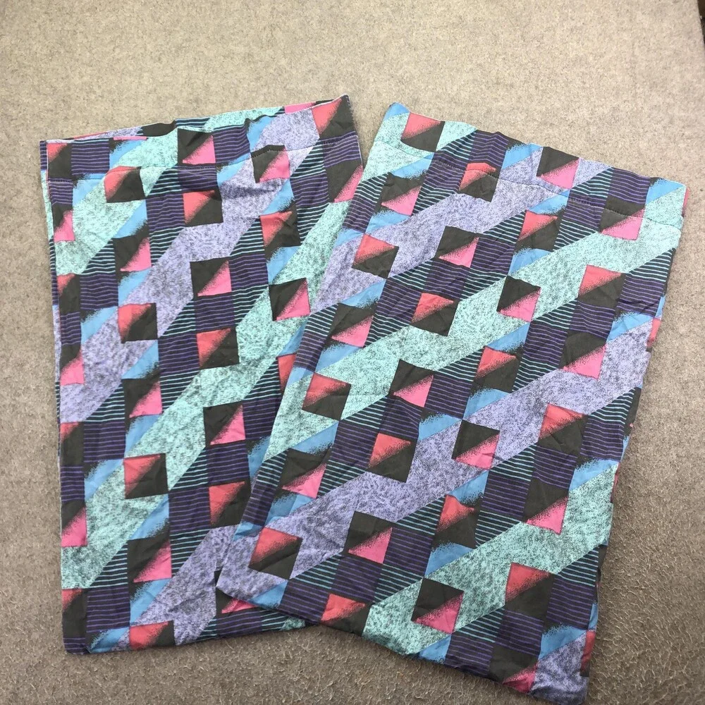 Vintage 1980s Geometric Pillowcases 20x26 Set Of 2 Multicolor Retro Bedding
